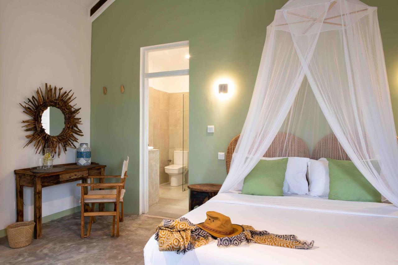 The Safari House Hotell Usa River Exteriör bild
