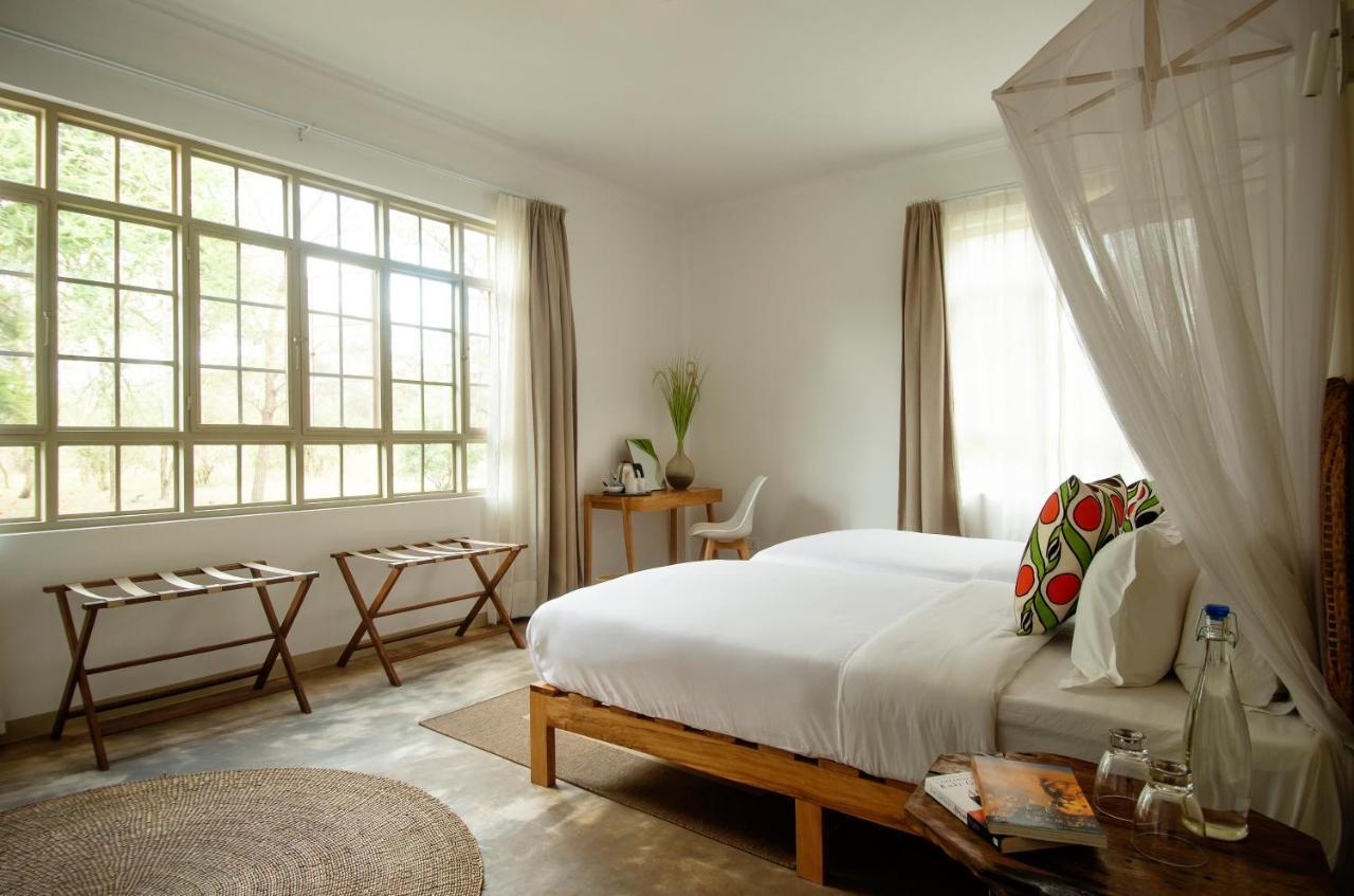 The Safari House Hotell Usa River Exteriör bild