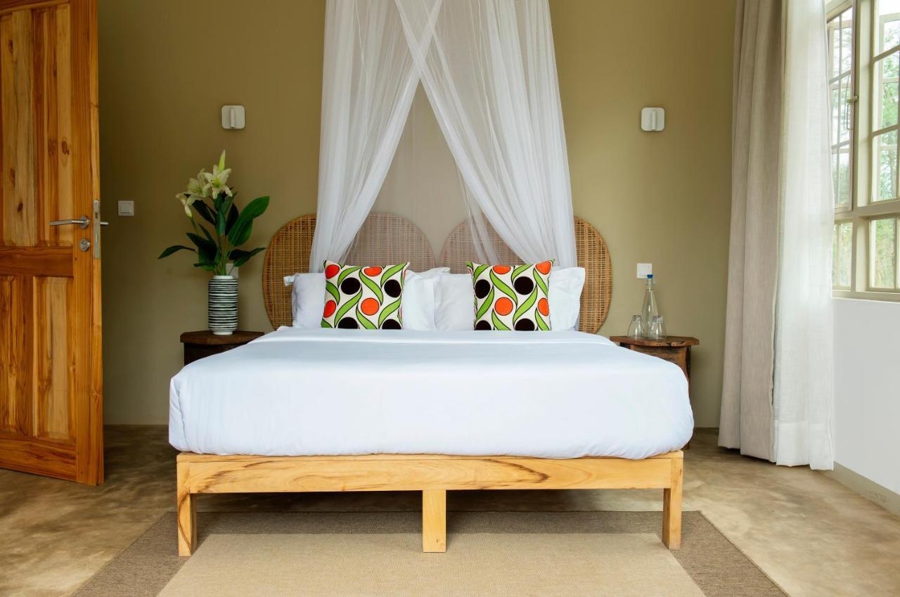 The Safari House Hotell Usa River Exteriör bild