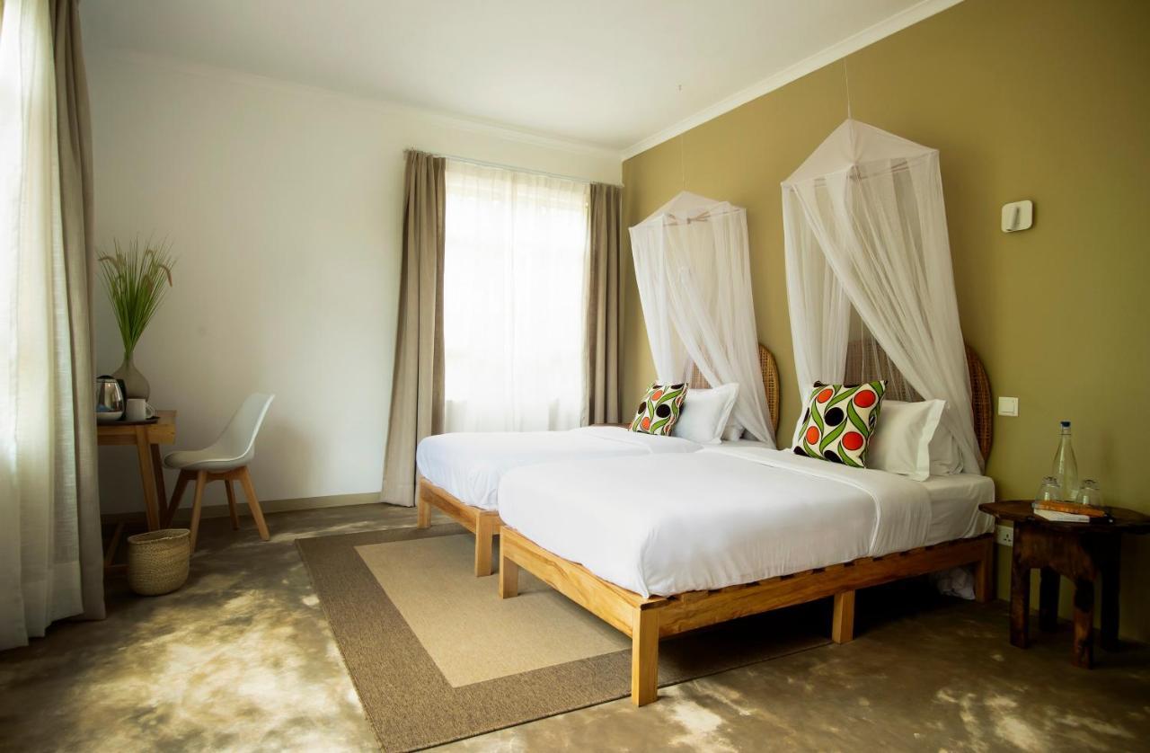 The Safari House Hotell Usa River Exteriör bild
